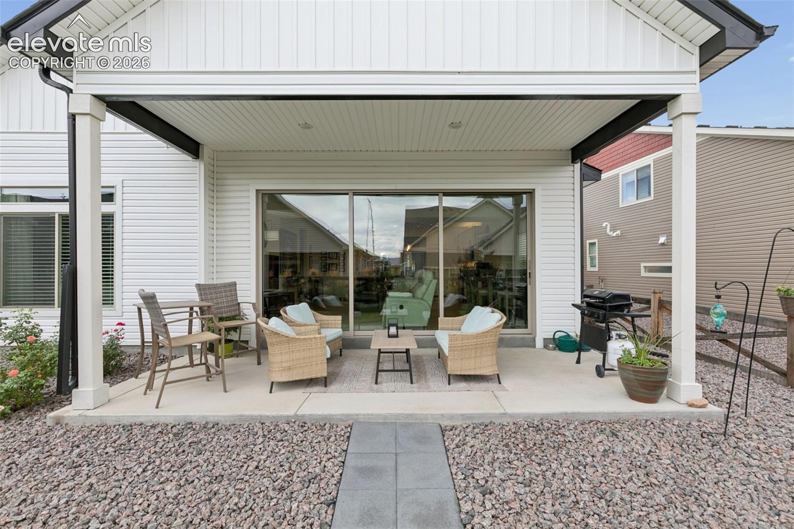 Listing photo 33 for 8948 Braemore Heights