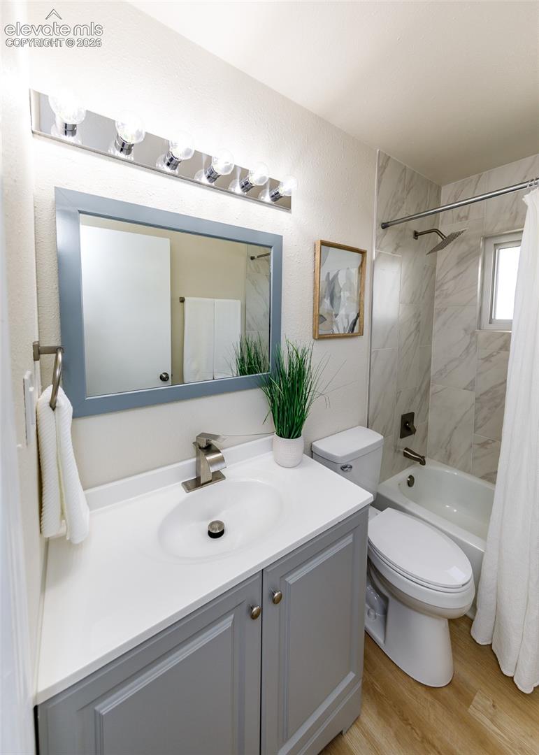 Listing photo 32 for 105 Norman Drive
