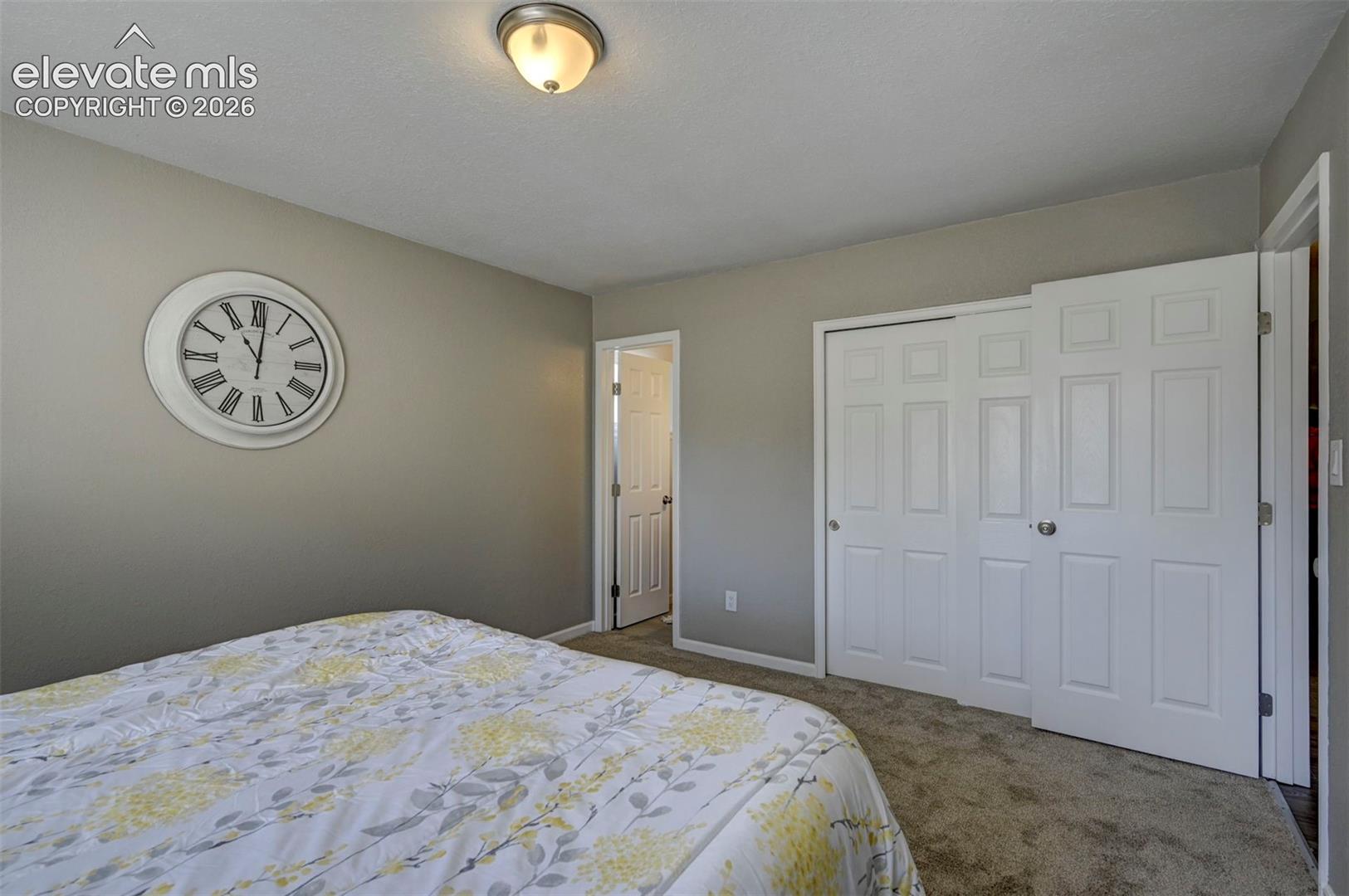 Listing photo 32 for 7443 Franconia Drive