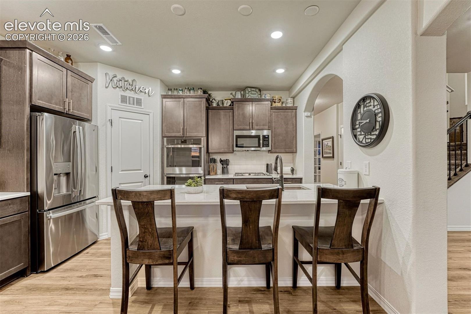 Listing photo 3 for 8268 Sophia Lane