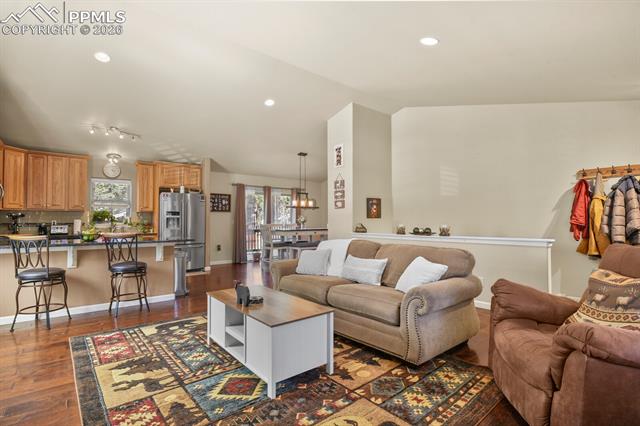Listing photo 7 for 600 Spruce Street