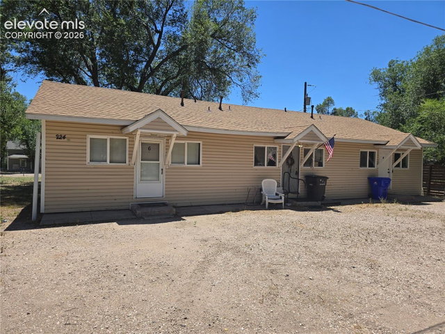 221 E Iowa Avenue — listing photo