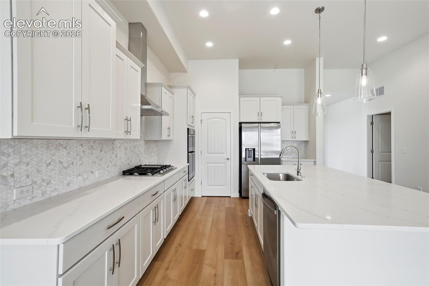 Listing photo 6 for 8663 Noreen Falls Drive