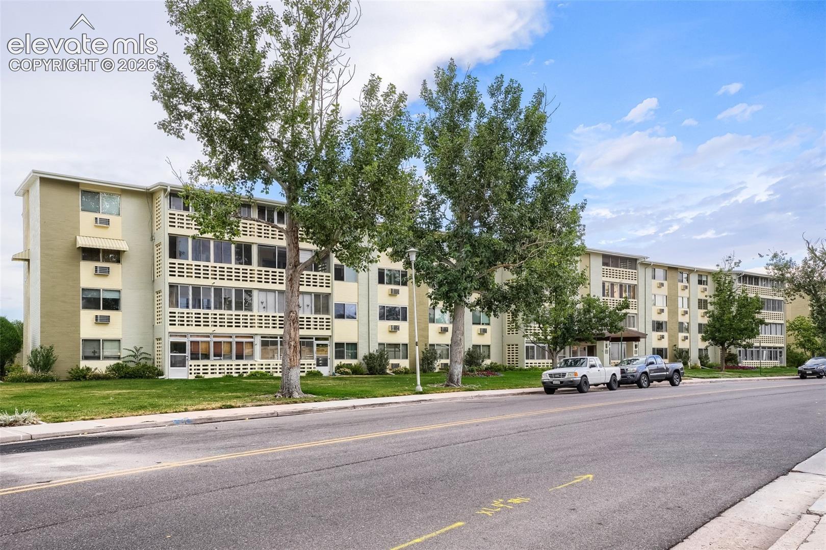 Listing photo 26 for 680 S Alton Way 1B