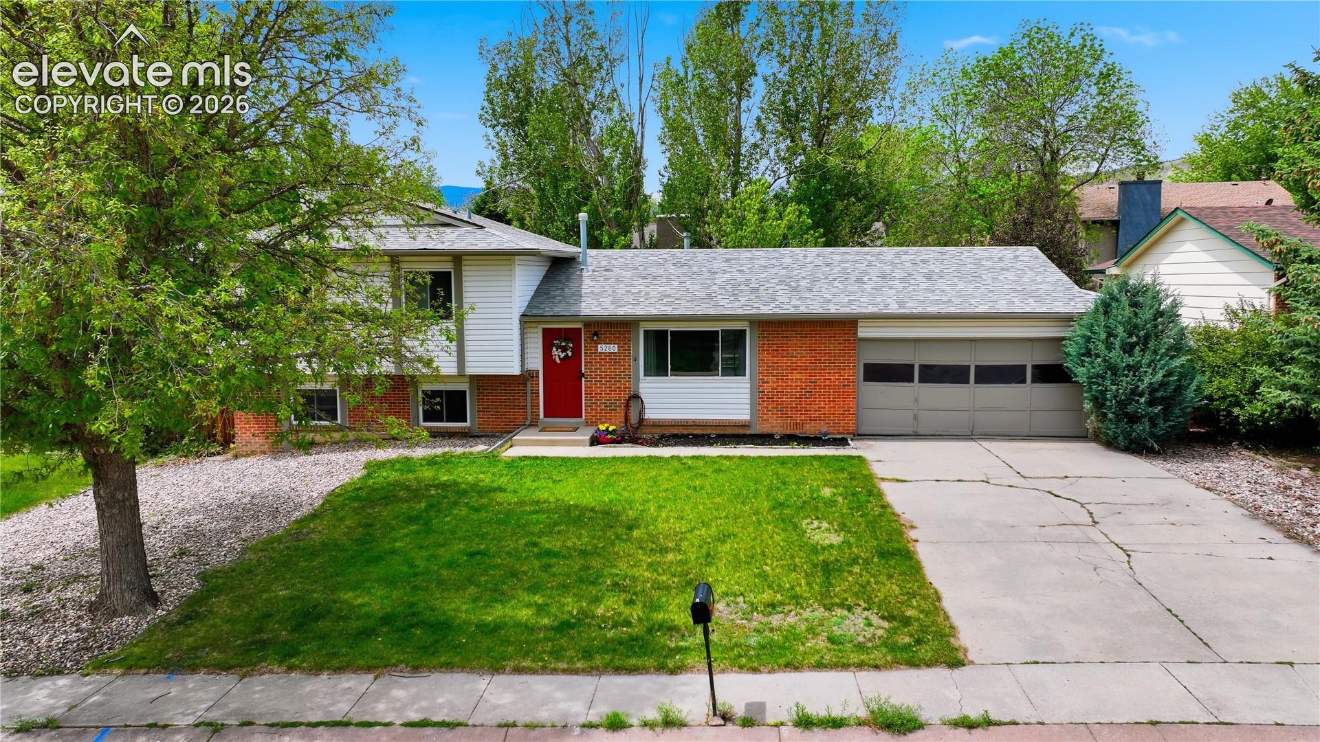 5260 Meadowgreen Drive