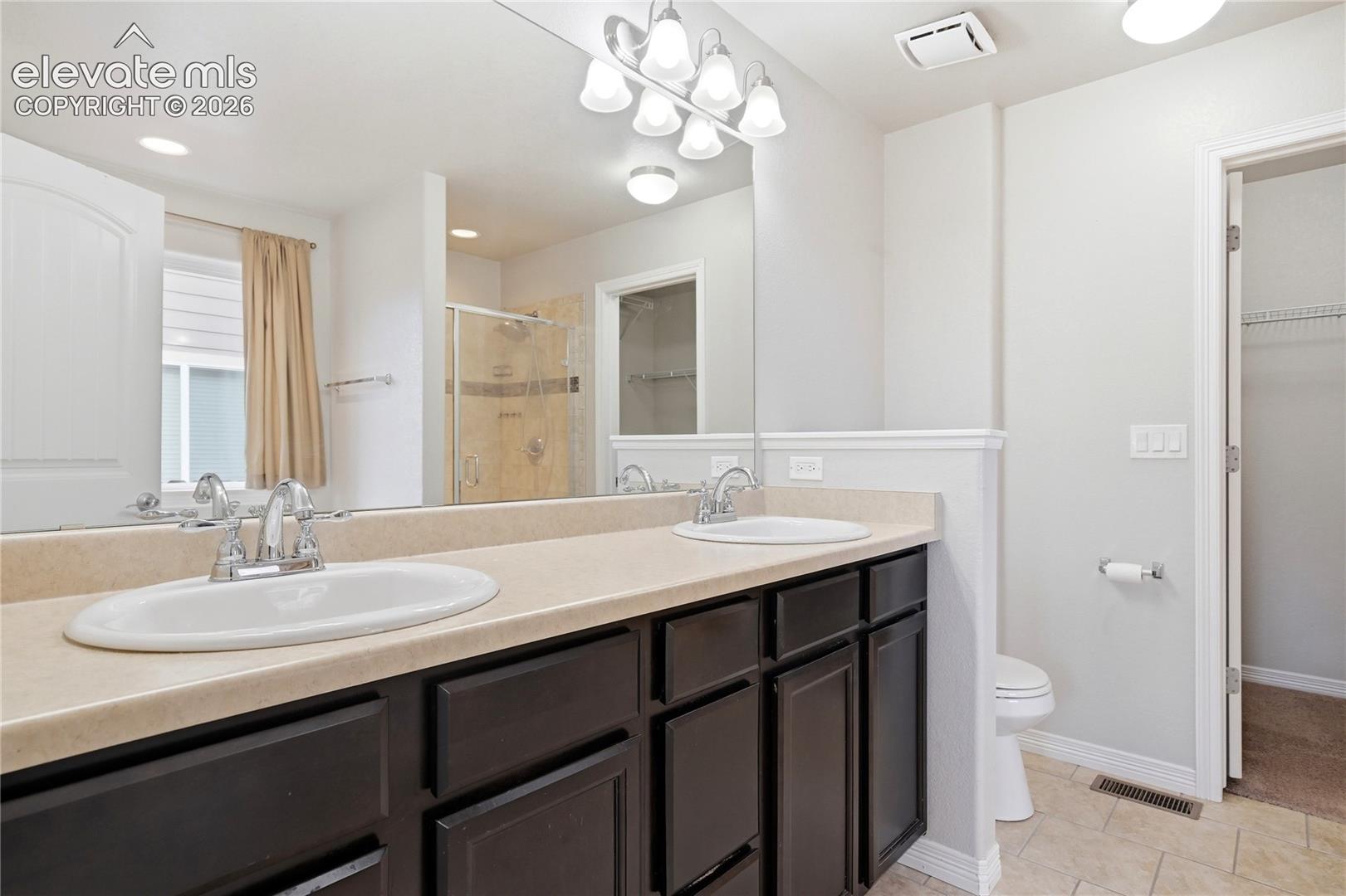 Listing photo 16 for 9437 Beryl Drive