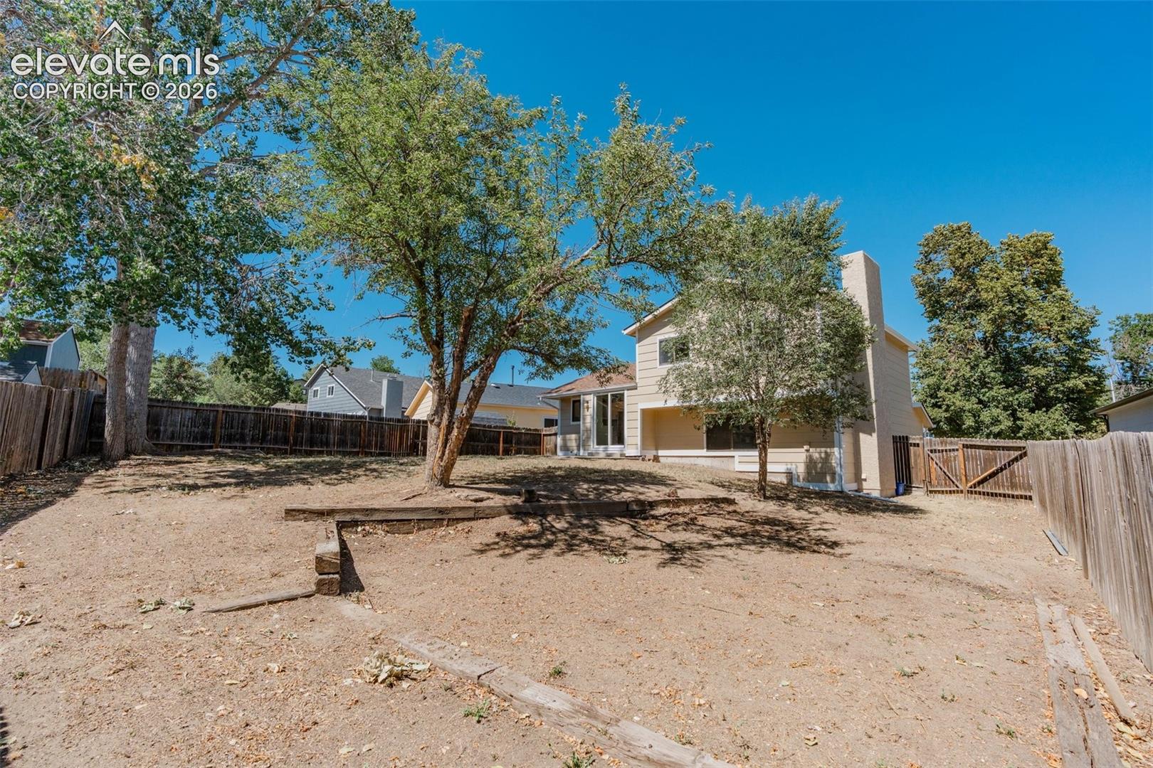 Listing photo 30 for 5555 Alma Terrace