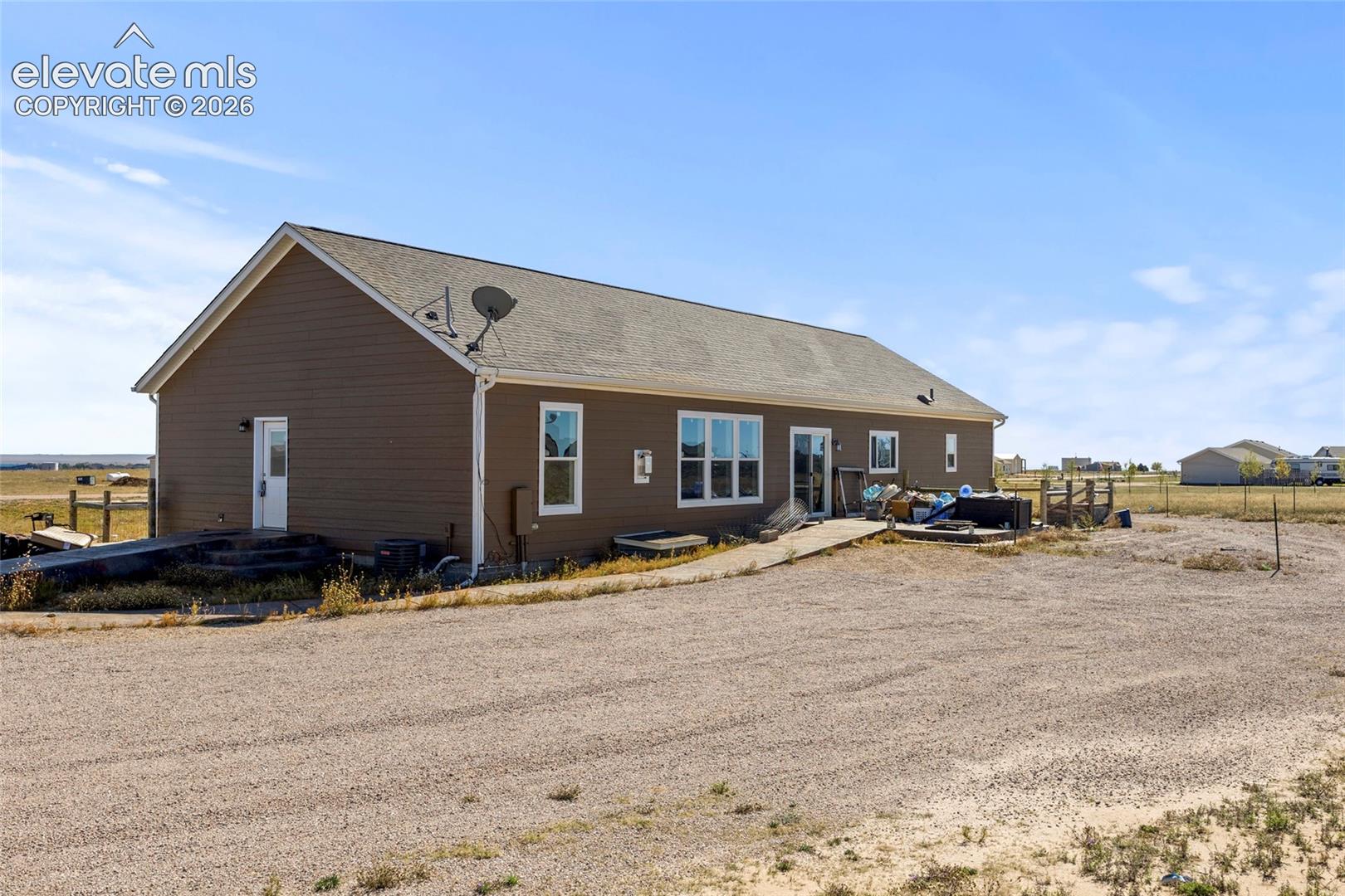 Listing photo 43 for 842 Spotted Owl Way