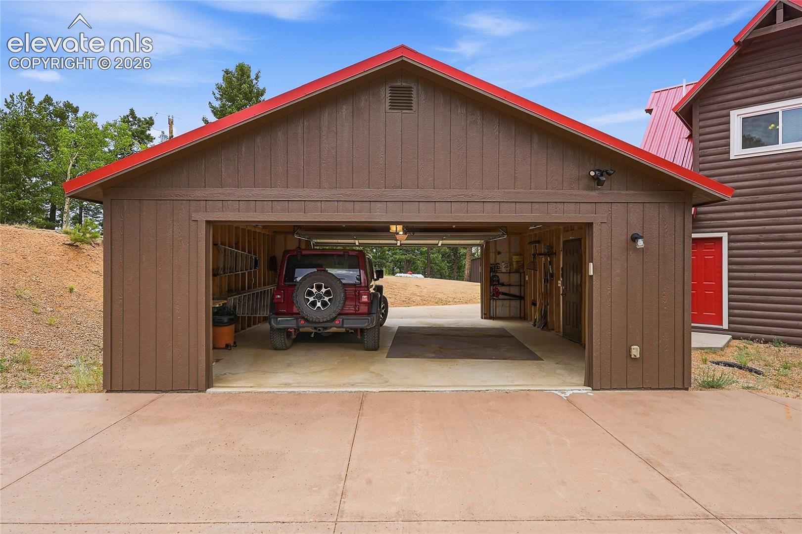 Listing photo 38 for 2130 Arapahoe Street