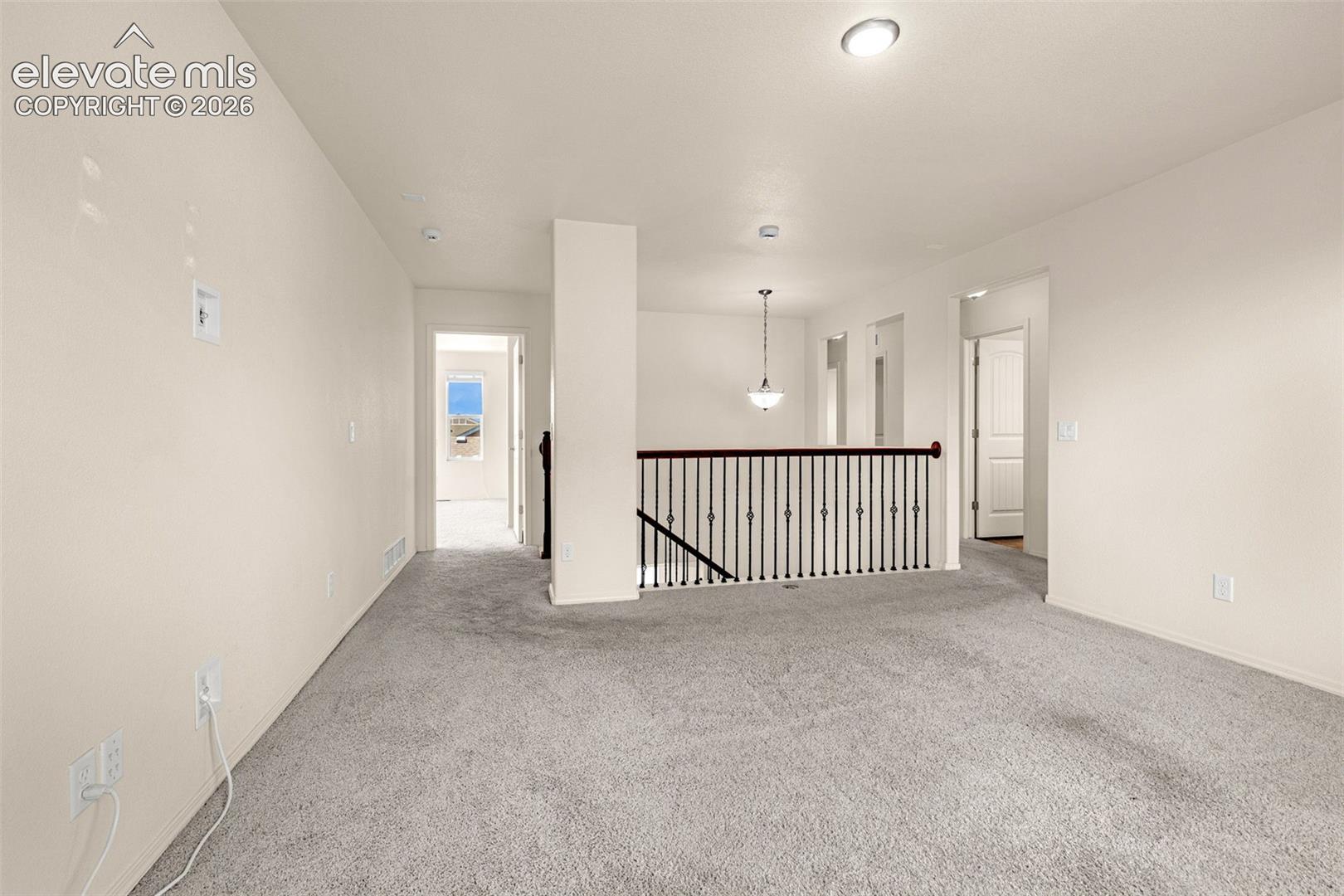 Listing photo 8 for 5917 Fergus Drive