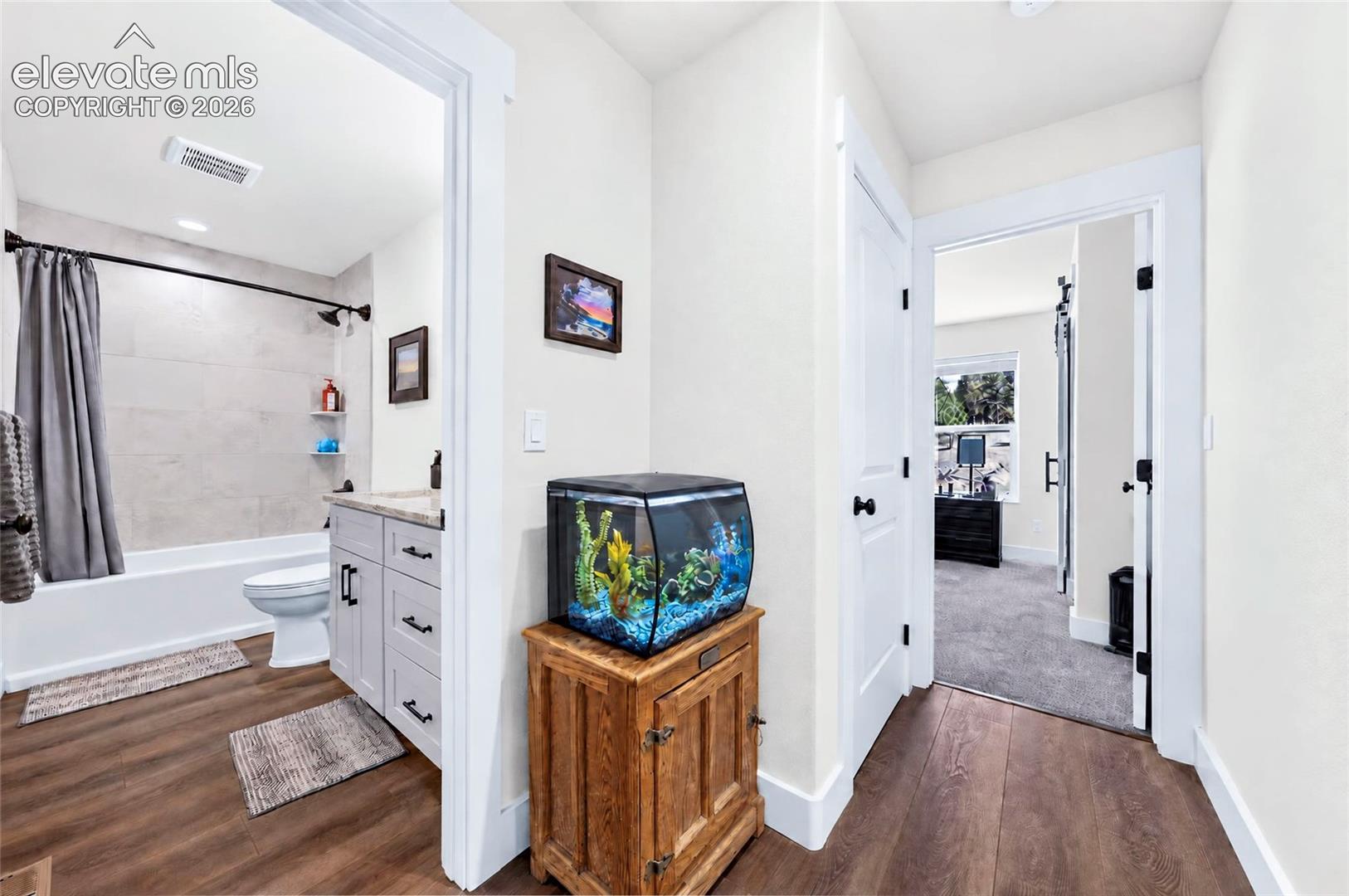 Listing photo 35 for 258 Turnabout Lane