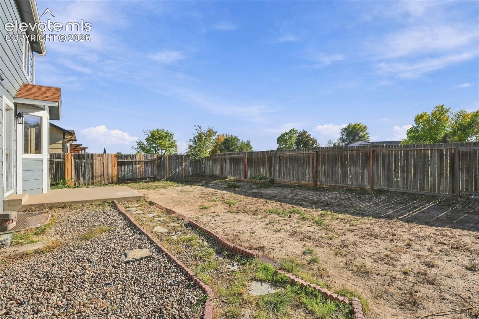 Listing photo 41 for 1040 Red Brooke Drive