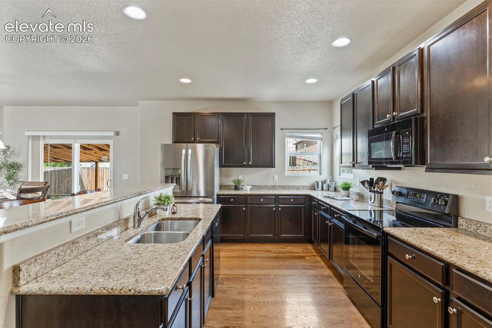 Listing photo 16 for 10830 Scenic Brush Drive