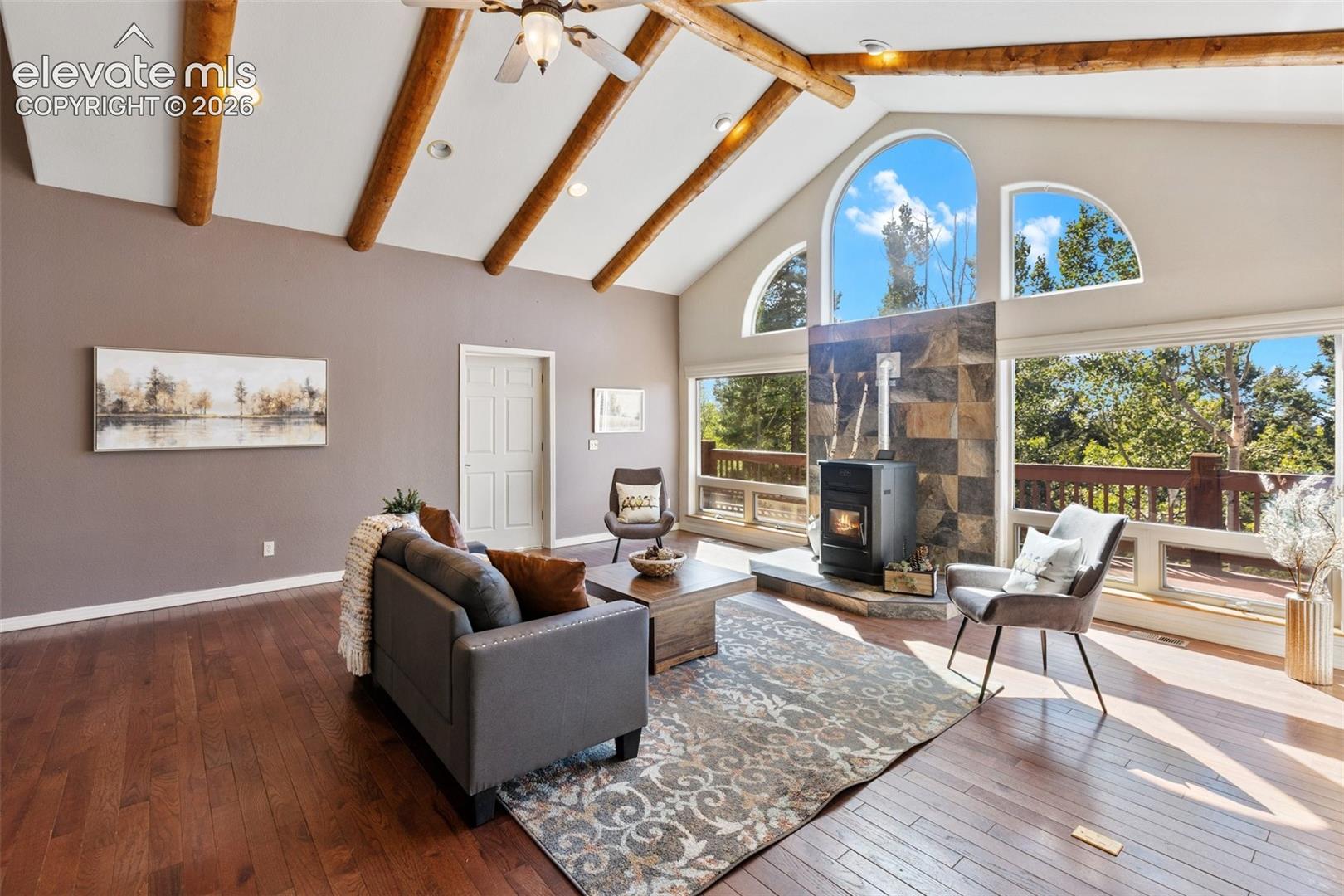 Listing photo 9 for 516 Saguache Drive