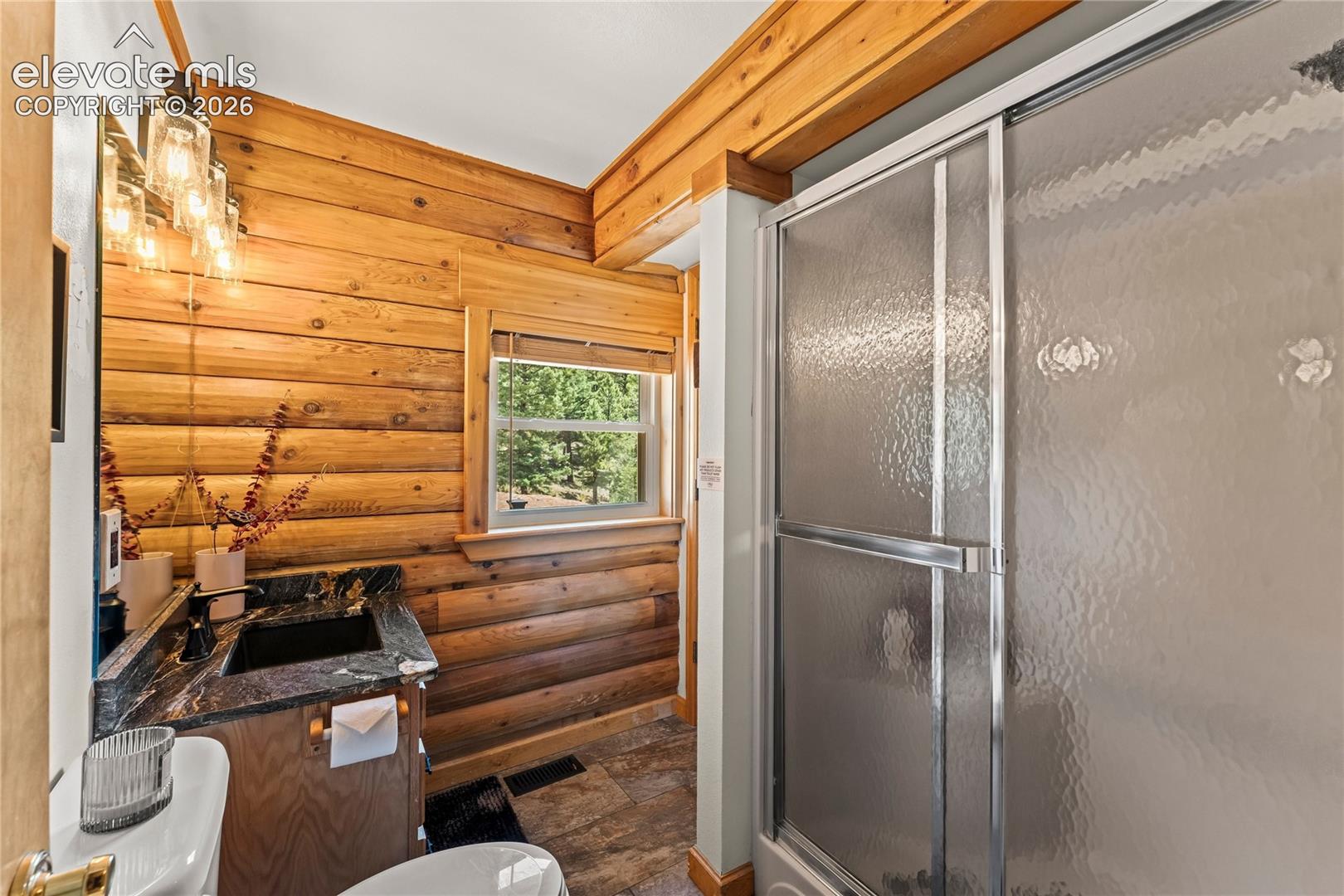 Listing photo 20 for 102 Douglas Fir Lane