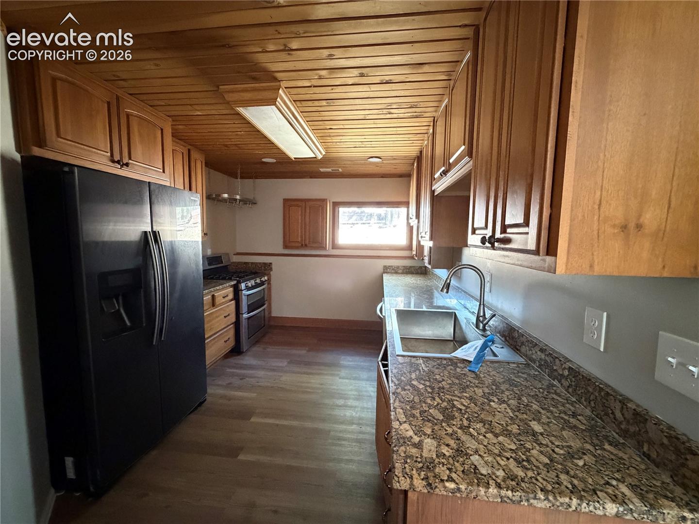Listing photo 5 for 124 Trout Creek Drive