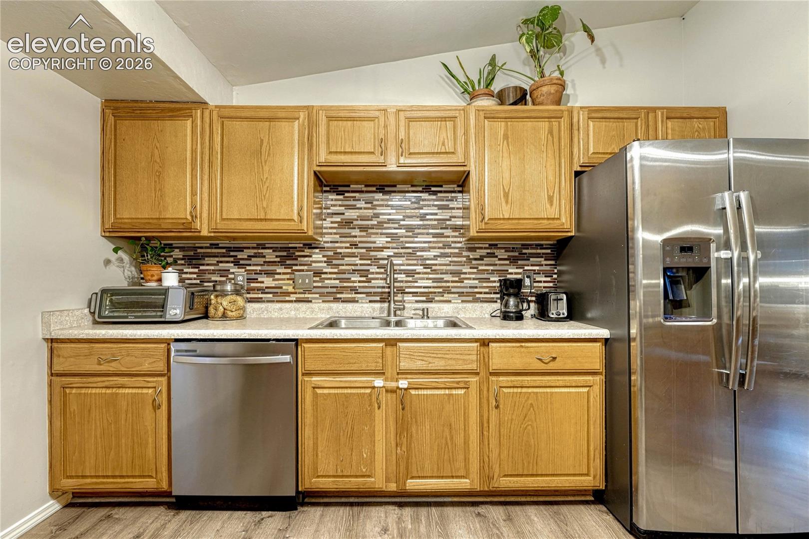 2045 Heathercrest Drive, photo 11