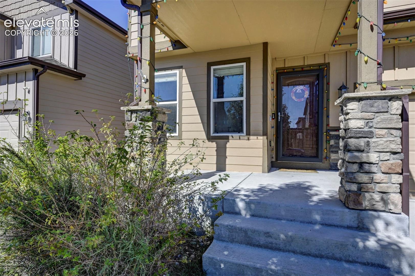 Listing photo 8 for 10018 Silver Stirrup Drive