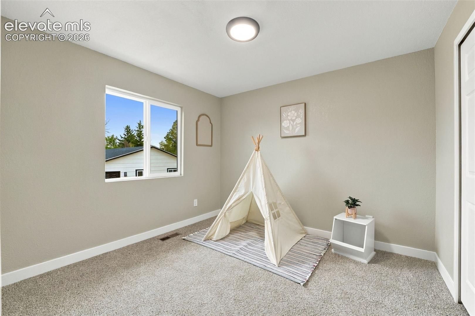 Listing photo 26 for 1144 Kachina Drive