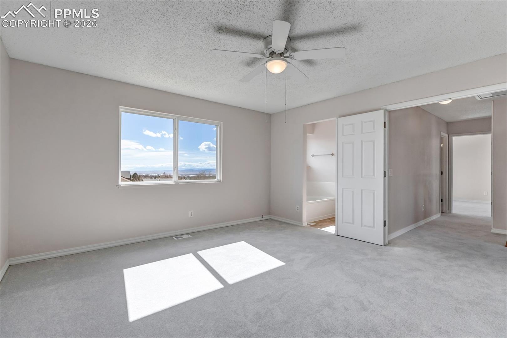 Listing photo 16 for 2375 Lisa Drive