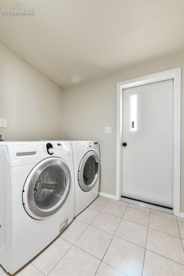 Listing photo 36 for 15054 Pamela Way