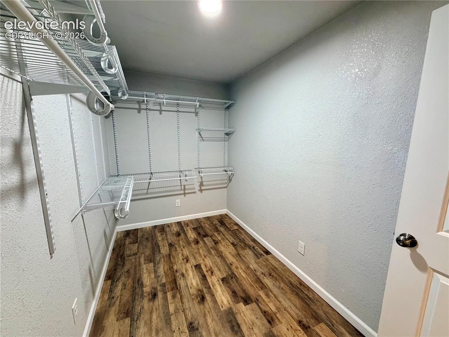 Listing photo 41 for 698 W McCulloch Boulevard