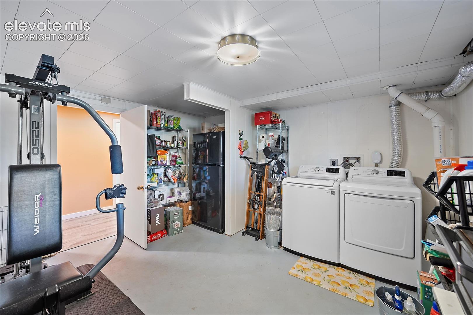 2201 Hercules Drive, photo 31