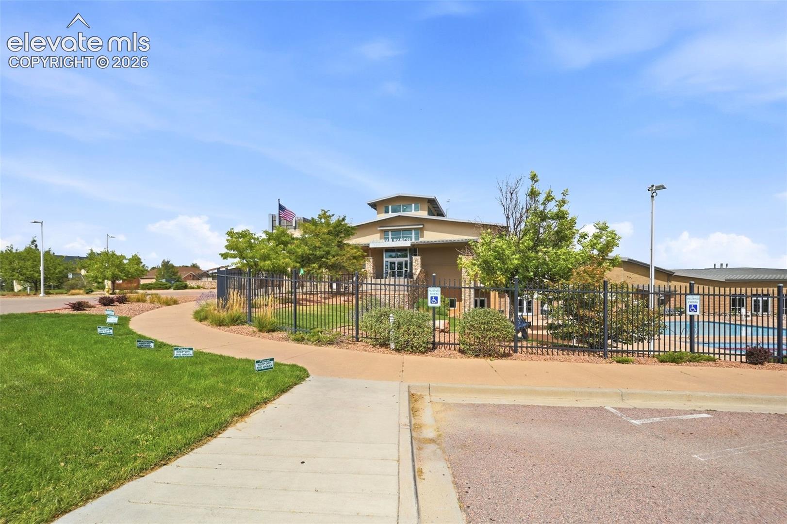 Listing photo 40 for 9895 Kings Canyon Drive