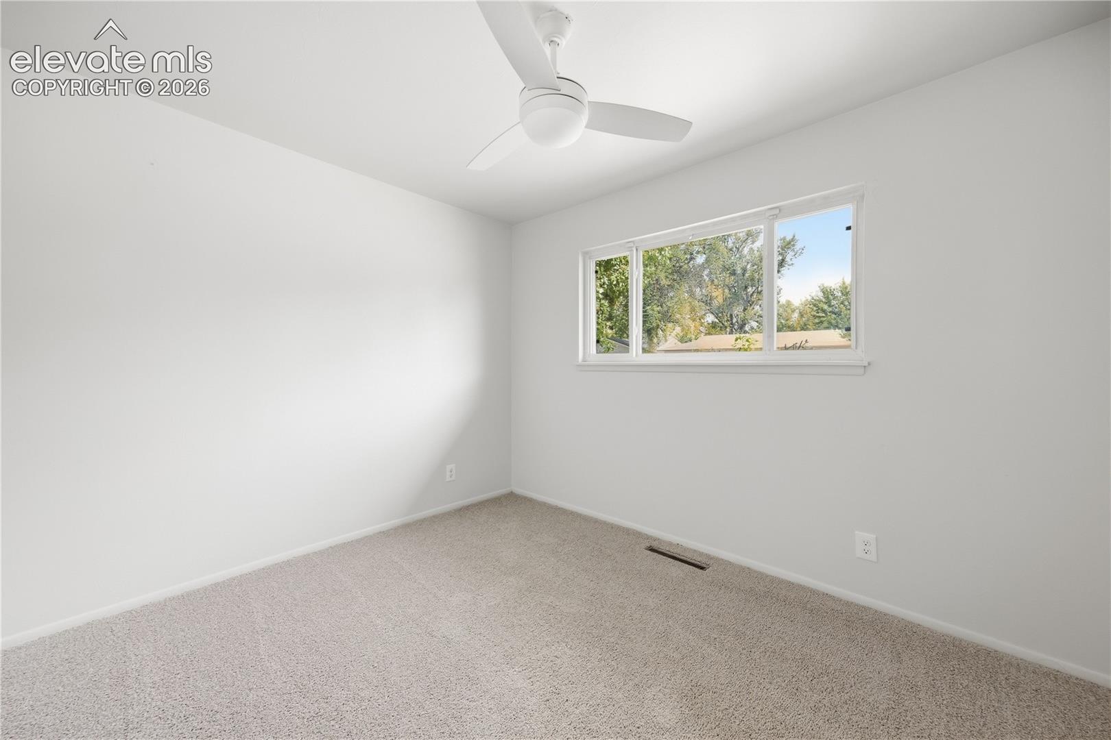 Listing photo 8 for 2826 Jon Street
