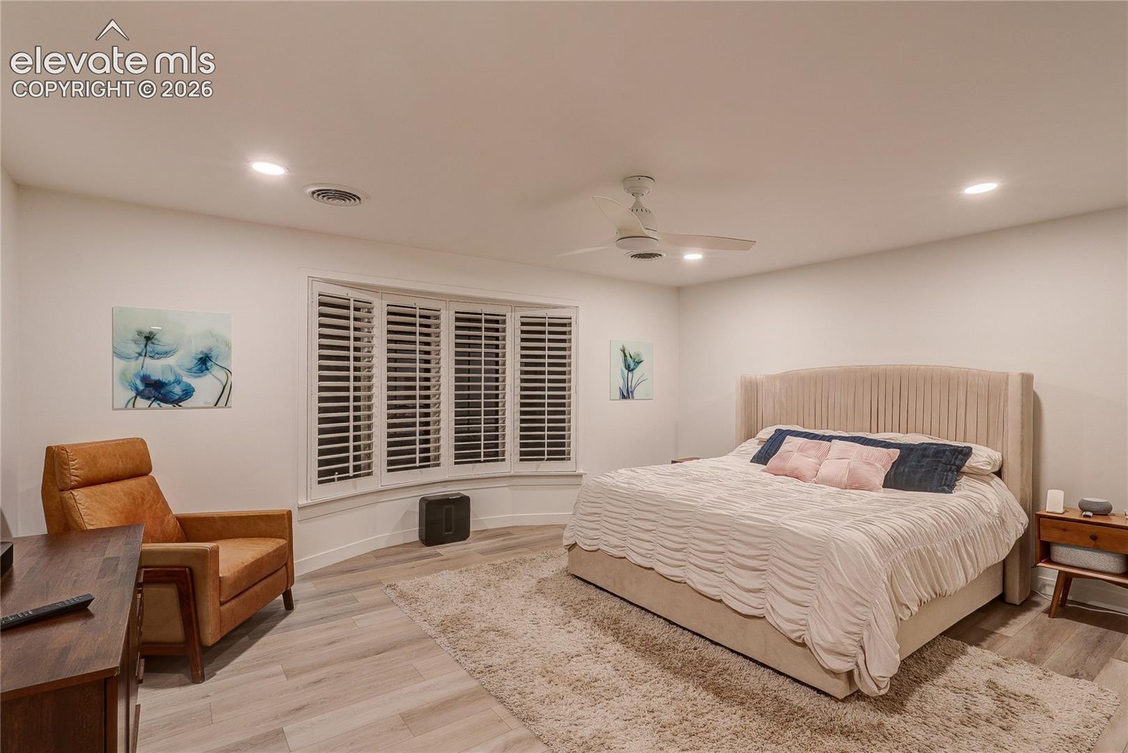 Listing photo 32 for 3981 S Hillcrest Drive