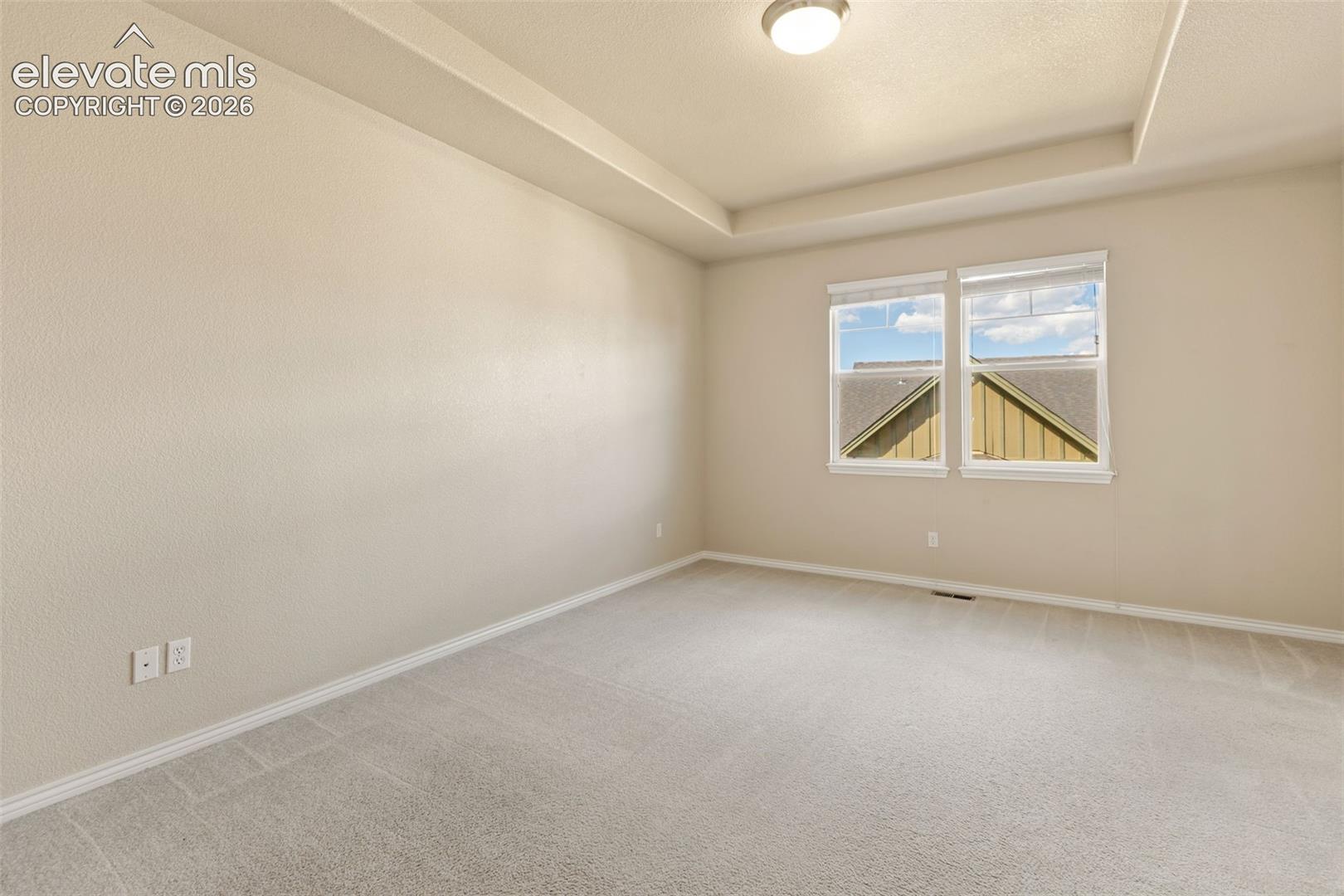 Listing photo 32 for 3312 Ironton Creek Point