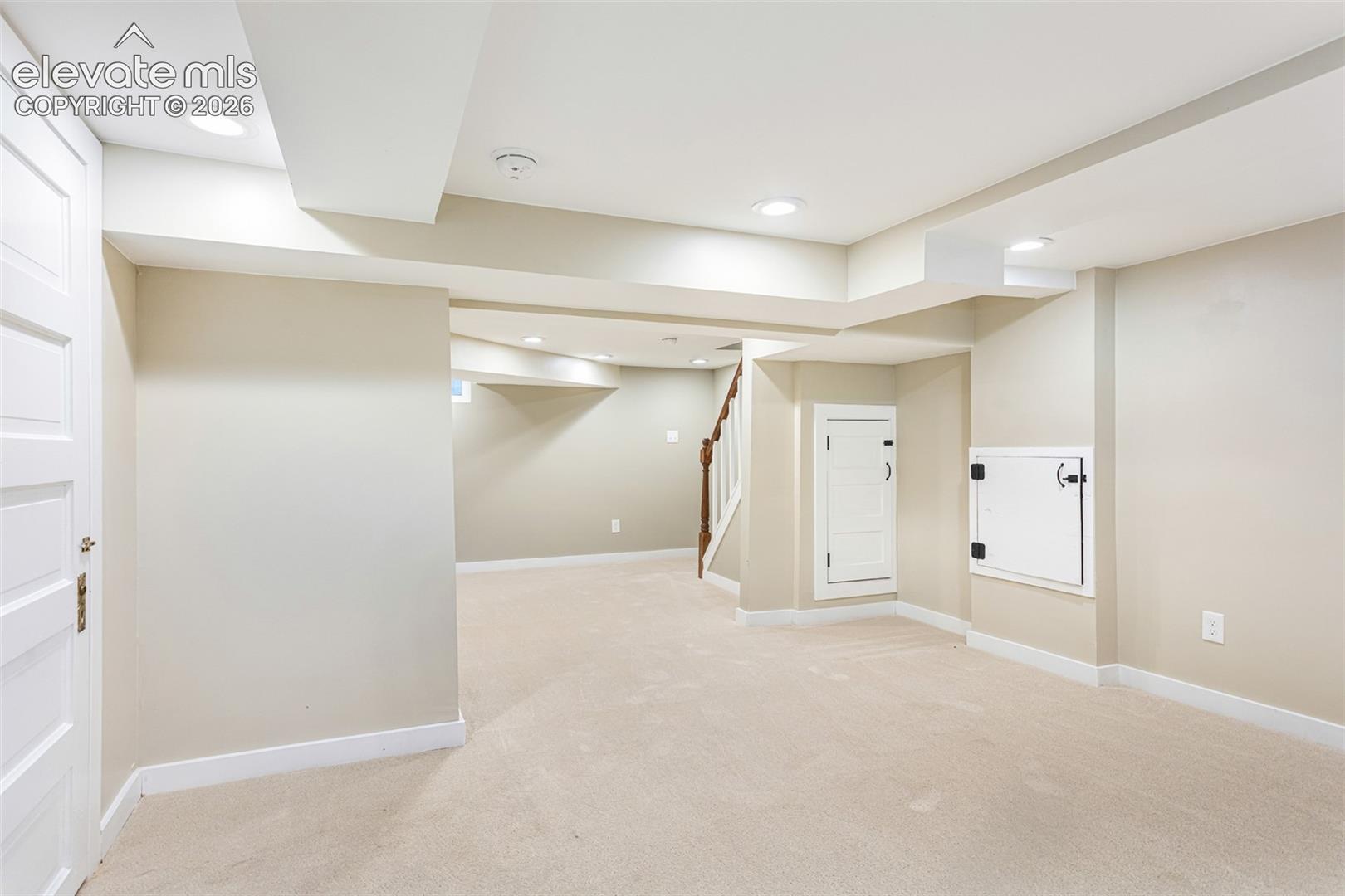 Listing photo 34 for 7801 Valley View Street