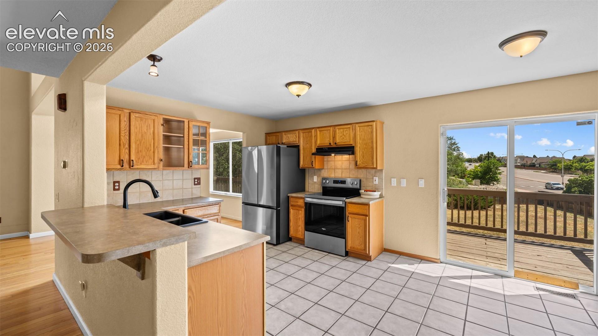 Listing photo 13 for 5216 Arroyo Street