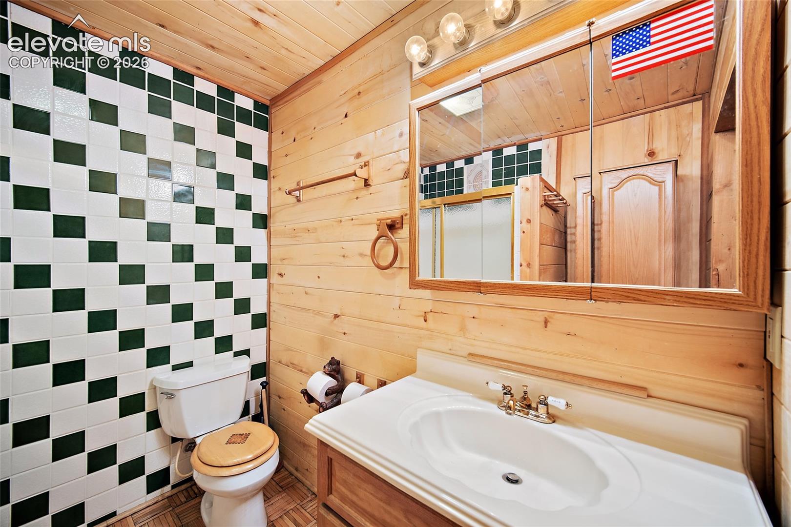 Listing photo 13 for 161 County Road 329 #A