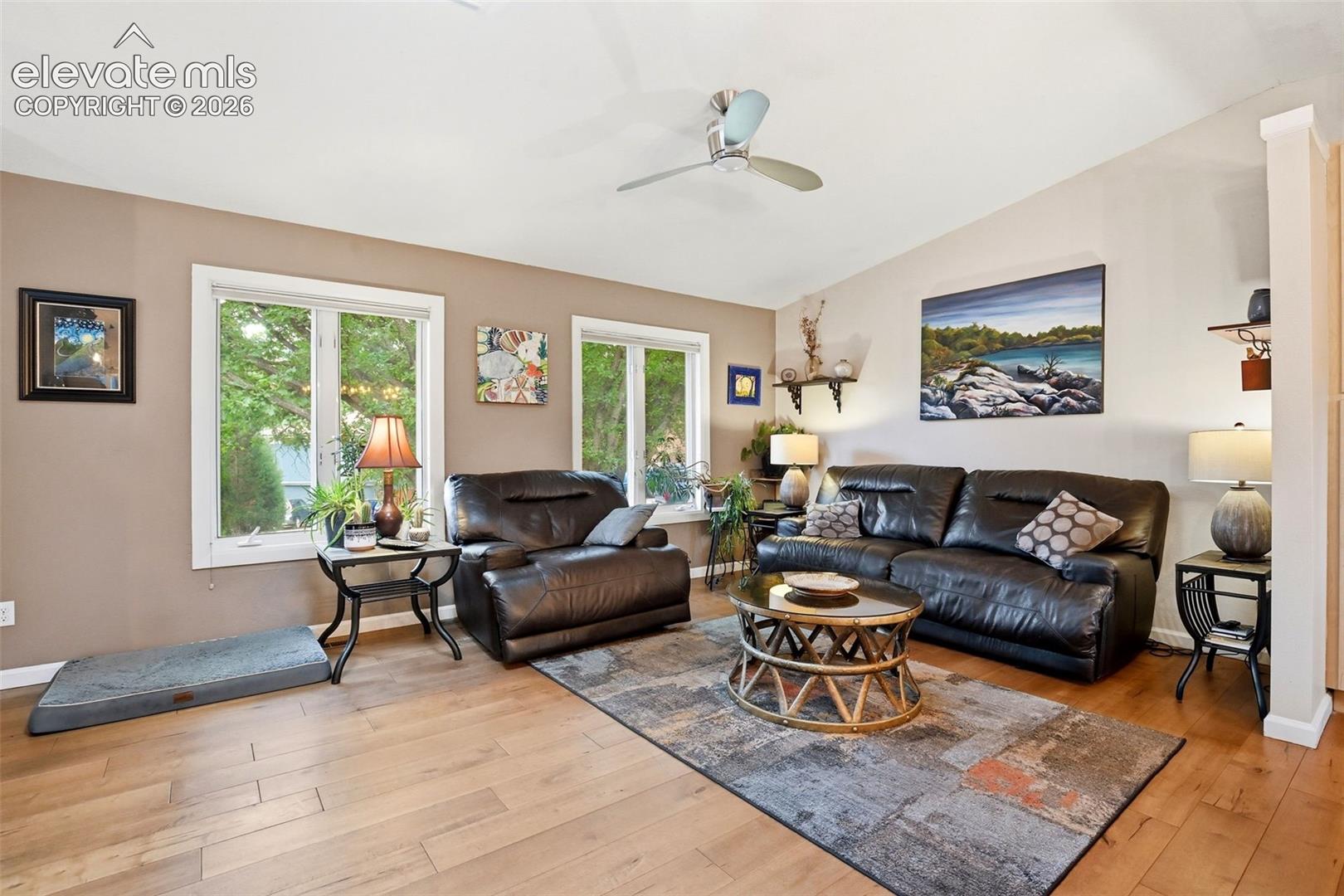 Listing photo 9 for 4 Stover Lane
