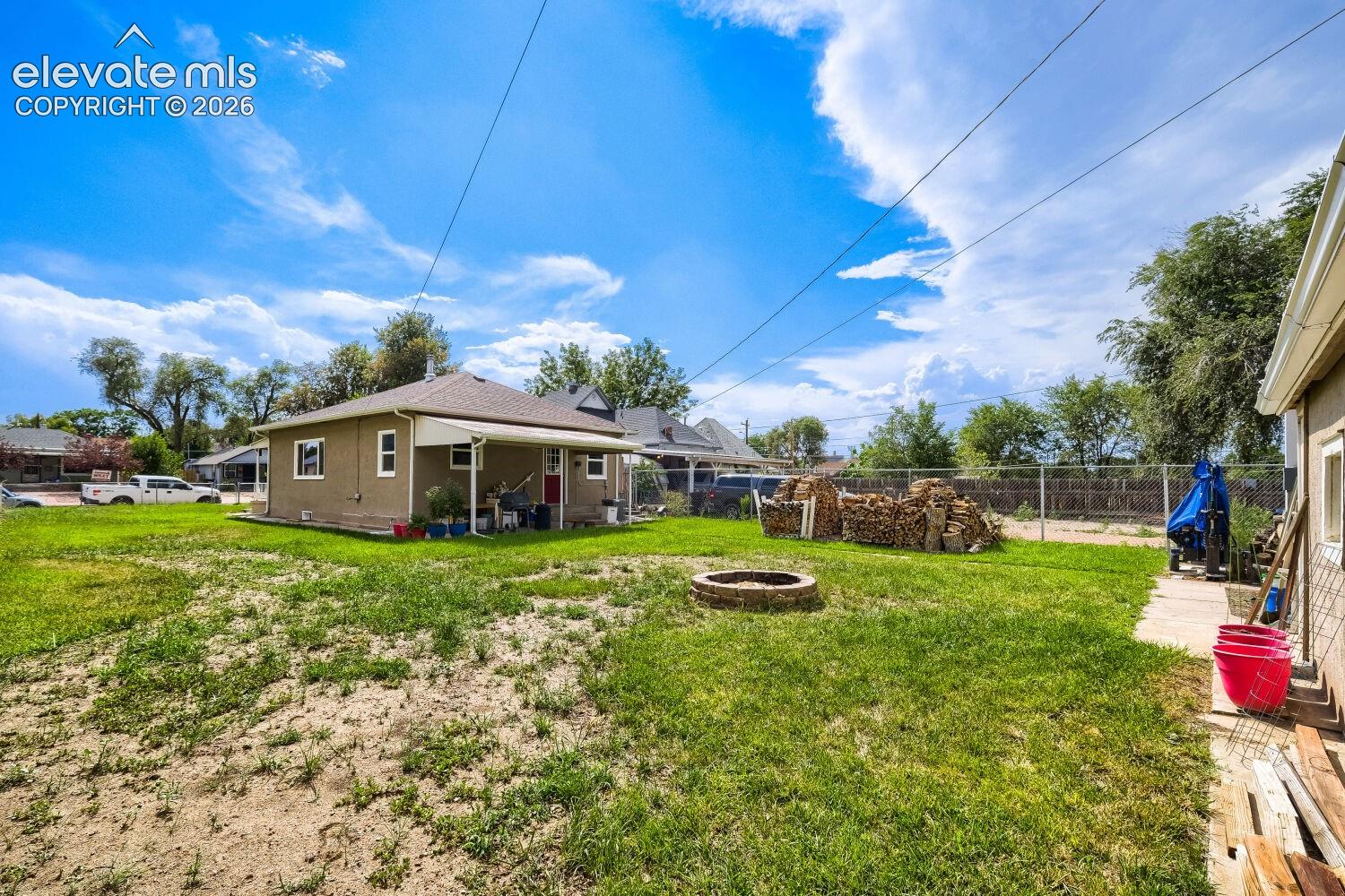 Listing photo 30 for 749 W Corona Avenue