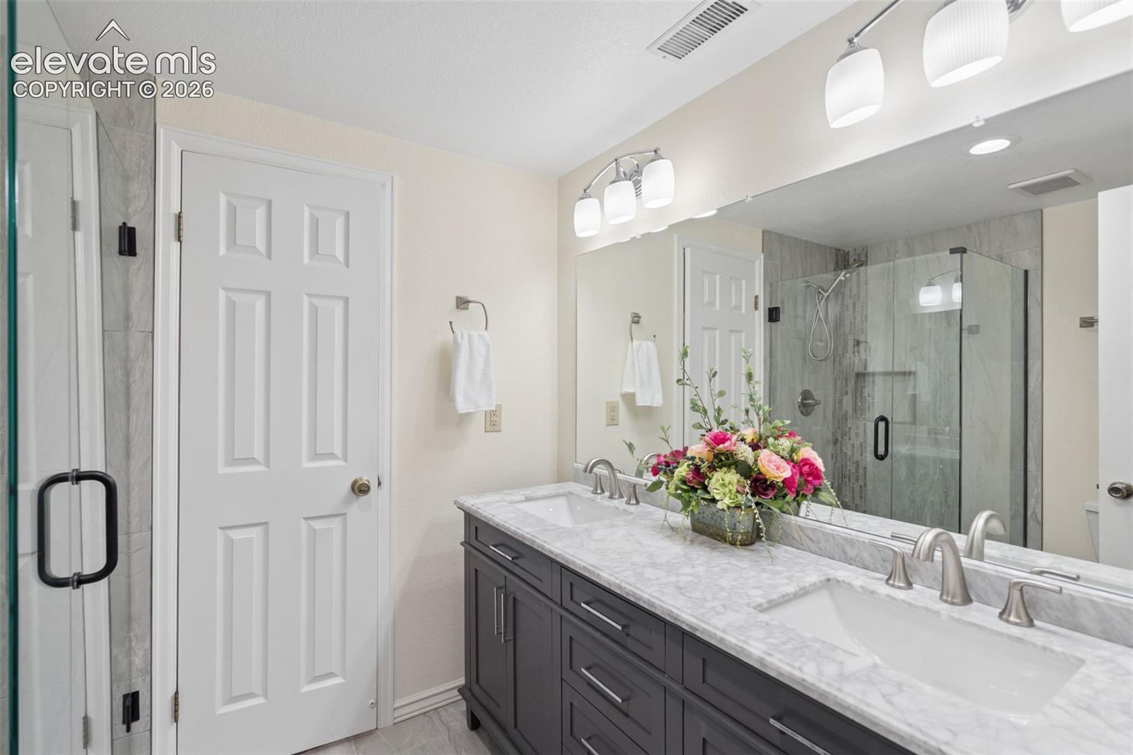 Listing photo 31 for 8269 Brigantine Drive