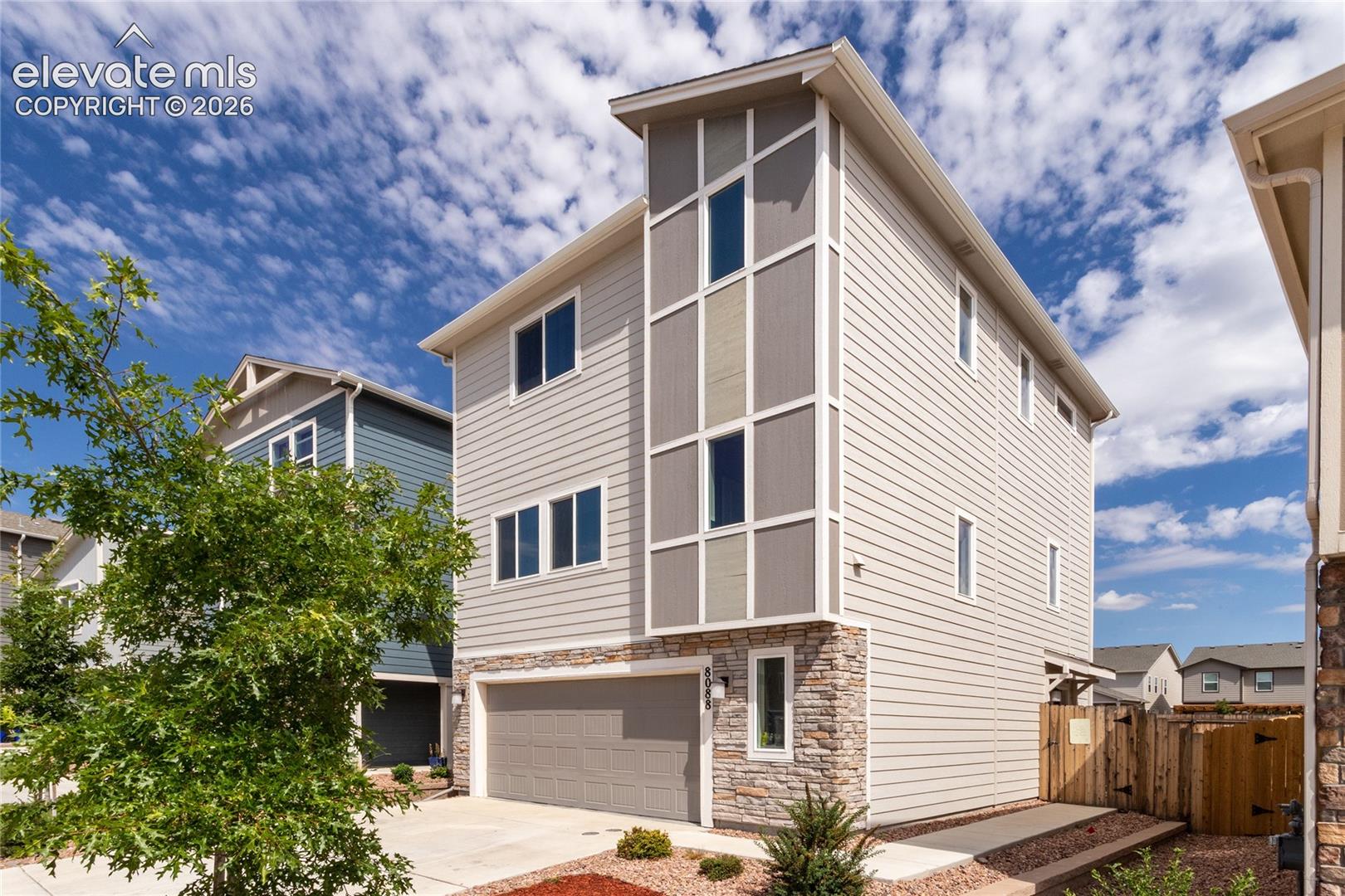 8088 Nico Way