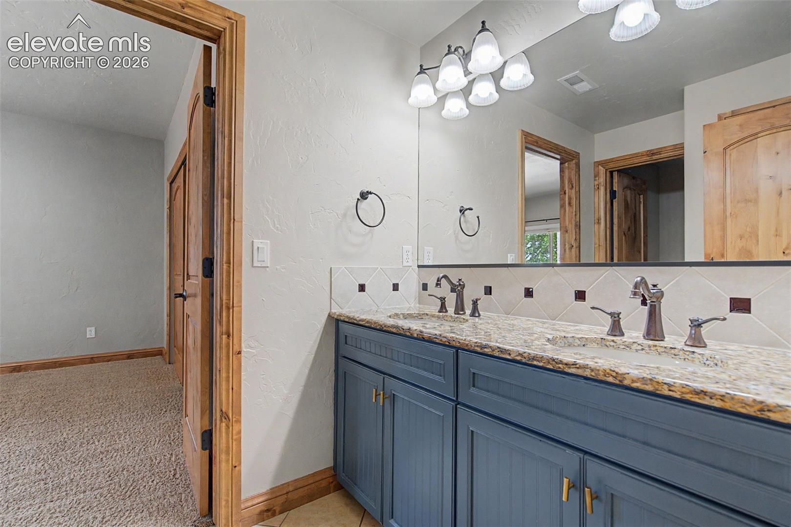 Listing photo 33 for 1077 Crystal Basin Drive