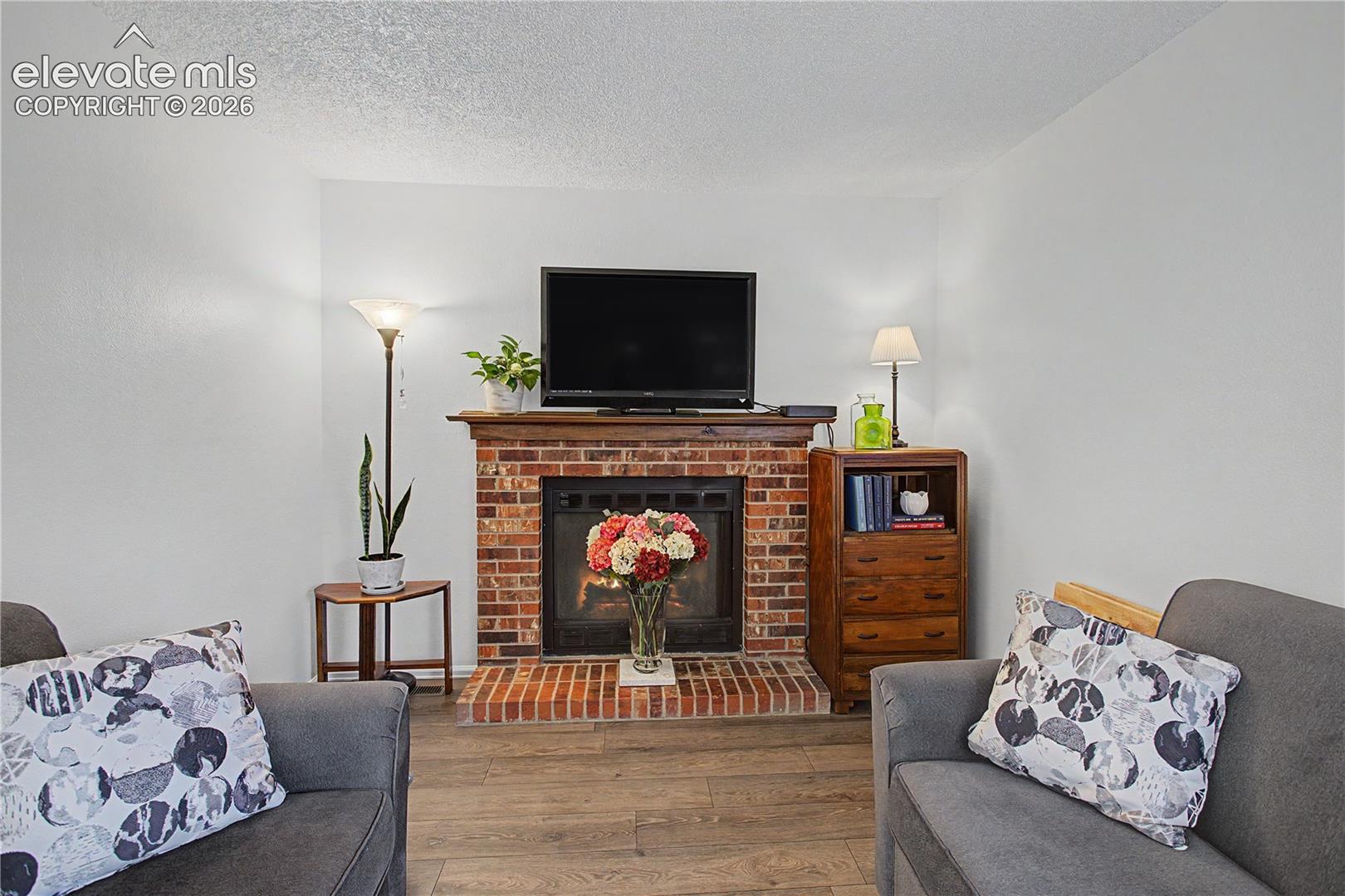 Listing photo 18 for 3420 Excelsior Drive
