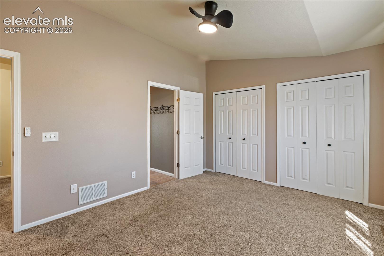 Listing photo 36 for 3147 Hearthridge Circle