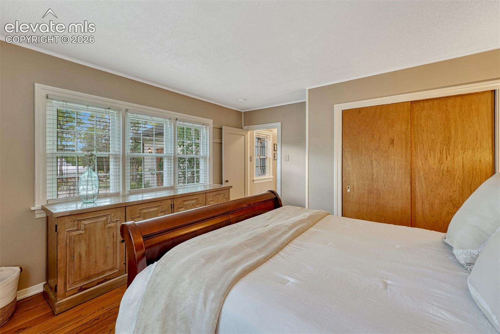 Listing photo 23 for 1900 E San Rafael Street