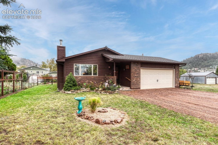42 South Valley Road — listing photo