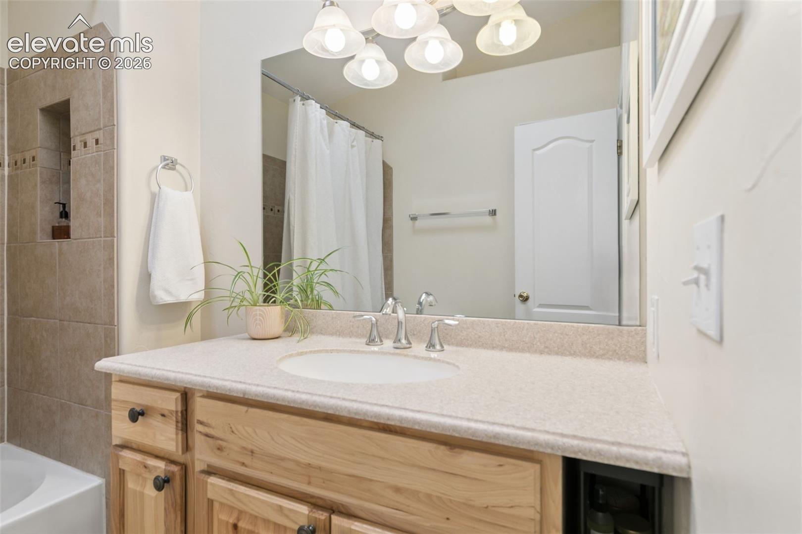 Listing photo 17 for 3021 Virginia Avenue