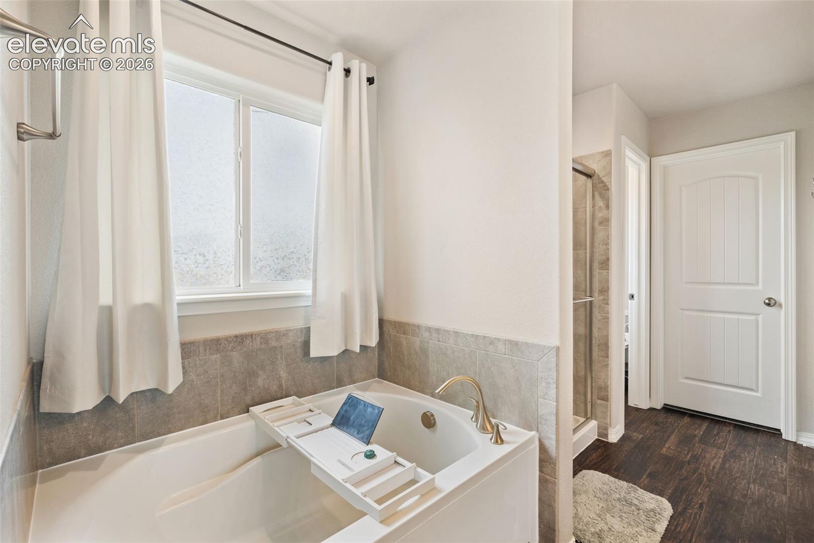 Listing photo 27 for 7478 Benecia Drive