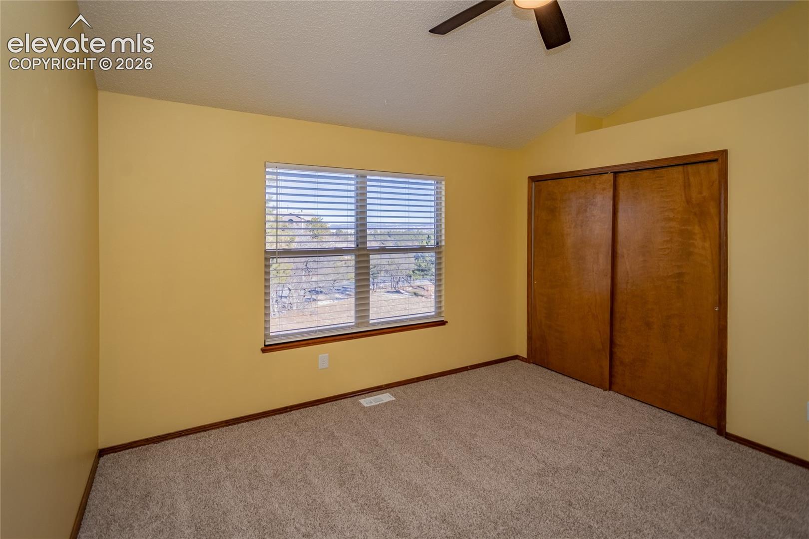 Listing photo 35 for 2690 Edenderry Drive