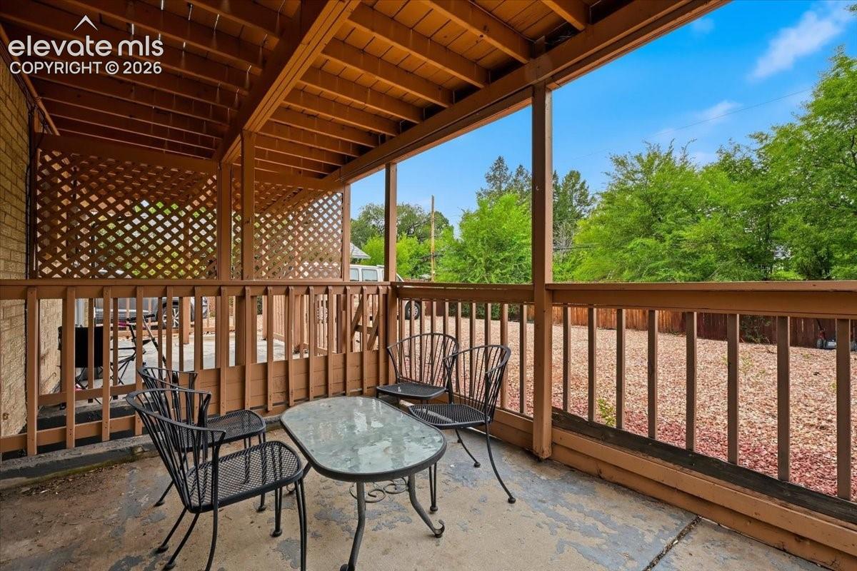Listing photo 31 for 724-726 Pioneer Lane