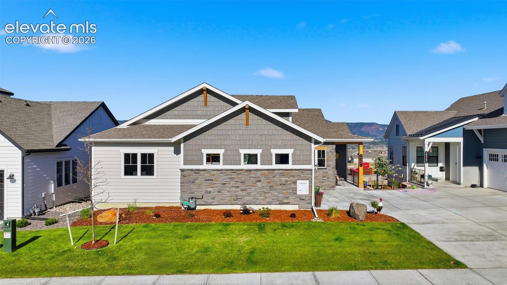 Listing photo 40 for 16300 Monument Rock Court