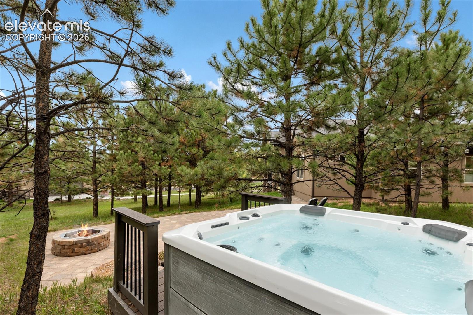 Listing photo 50 for 1110 Highlands Court