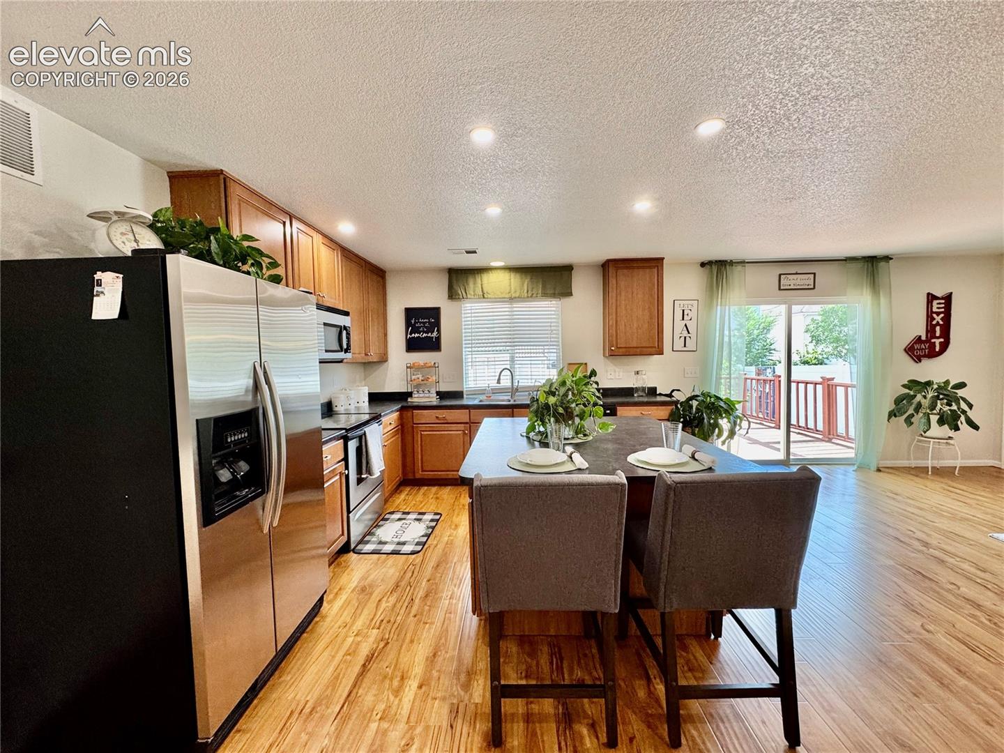 Listing photo 11 for 7965 Campground Drive